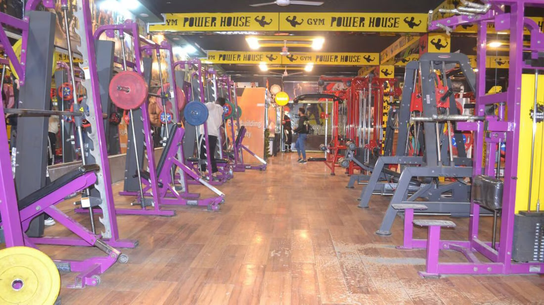 Baghdad’s gyms pump up the competition