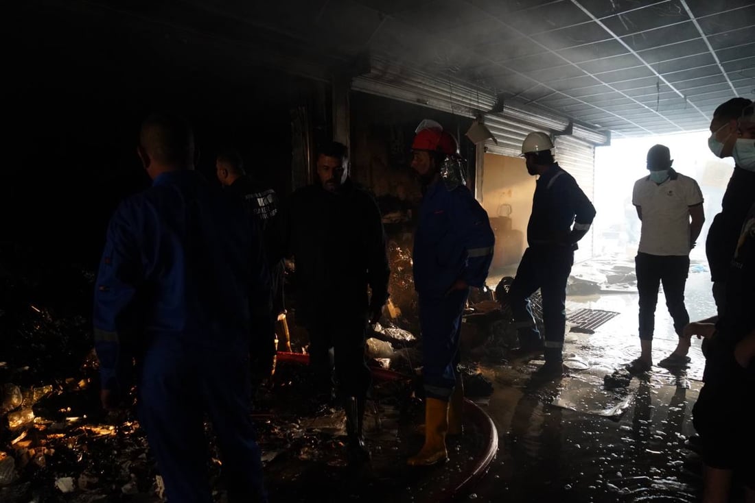 صور: النيران التهمت مخازن الإسكافية في سوق العشار وسط البصرة