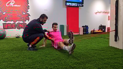 عراقي عالج بيكهام وجيرارد وعاد لتدريب المنتخب على “الانطلاقة الانفجارية”