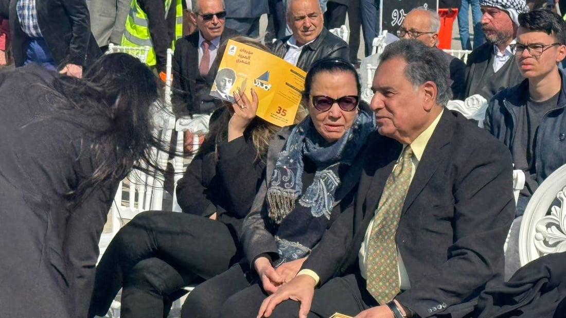 البصرة قبل قليل.. المربد في الهواء الطلق وكاظم الحجاج يفتتح قراءة الشعر (صور)