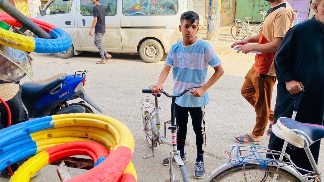 “جاء الصيف يا بابا.. أريد بايسكل”.. أطفال العمارة لا يصبرون (صور)