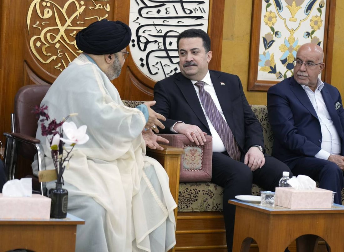 البصرة: السوداني في ديوان زعيم الشيخية وكل الوجهاء حضروا (صور)