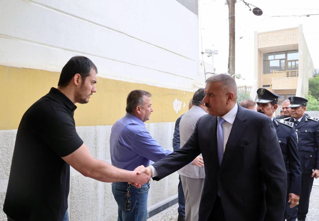 وفد برئاسة وزير الداخلية يزور أسرة المهندس بشير خالد