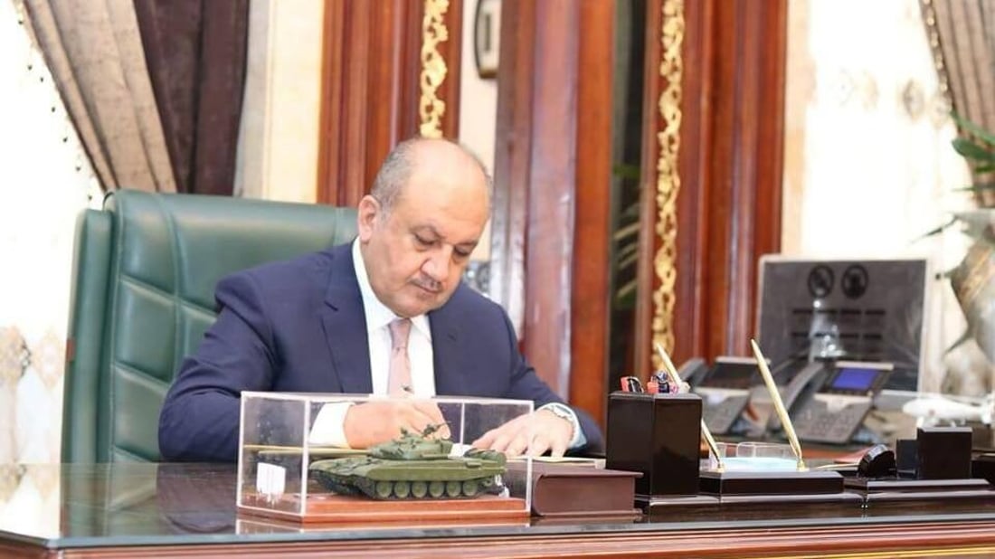 وزير الدفاع: مستعدون لمسك الملف الأمني بالكامل بعد انسحاب قوات التحالف