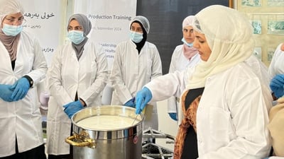 نەتەوەیەکگرتووەکان 27 ژن فێری دروستکردنی بەرهەمە شیرەمەنییەکان دەکات