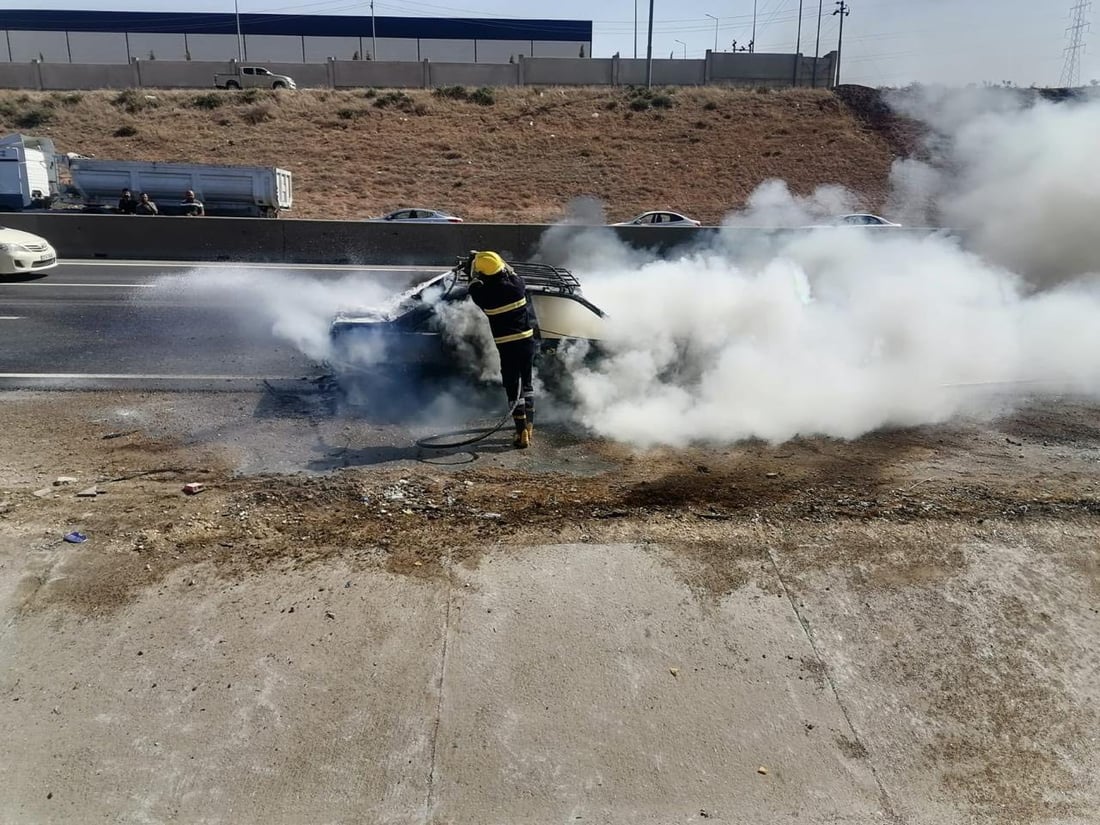 لەسەر رێگای زاخۆ – دهۆک ئۆتۆمبێلێک ئاگریگرت و بەتەواوی سووتا