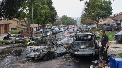 لە رووداوەکەی سان دیەگۆ 15 ماڵ سووتاون؛ گیان لەدەستدان هەیە