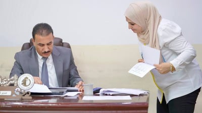 مخازن التربية تنتظر شاحنات المحافظات لتوزيع الكتب.. عقوبة للمدراء المتلكئين