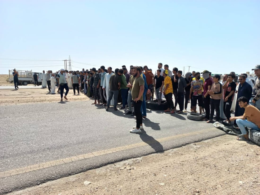صور: تظاهرة غاضبة في الحر.. أهالي الشريعة والأنوار بلا ماء منذ شهرين