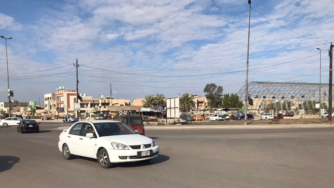 تقاطع “ولي الله” خارج السيطرة بلا ترفك لايت ولا شرطي مرور.. نداء من حي الجهاد