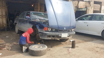 “جنّاية” BMW في السماوة متمسكون بـ”محبوبتهم”.. سفرات إلى الحلة للصيانة (صور)