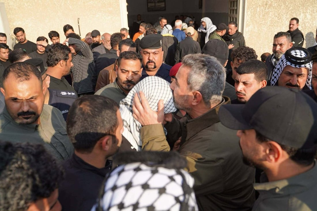 صور: أبو فدك في الأنبار لتعزية عوائل ضحايا القصف الأميركي