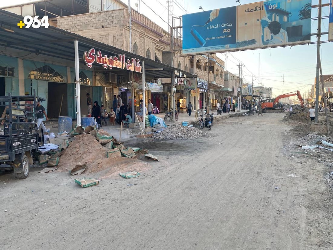 صور من شارع “الجري” في هيت: التجار استثمروا فترة الإغلاق لتأهيل محالهم