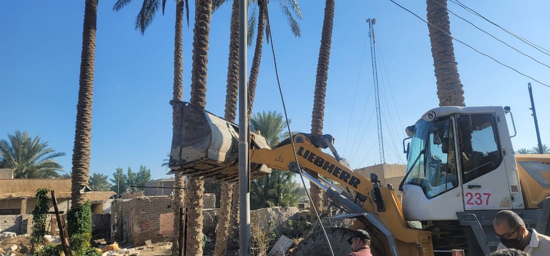 صور: العمل يتقدم في شارع 100 المحيط بالحلة.. أمر ولائي واستئجار منازل للمعوضين