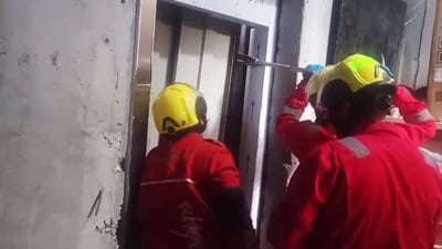لە گەڕەکی موفتی هەولێر سێ هاولاتی لەناو ئاسانسۆرێک رزگارکران