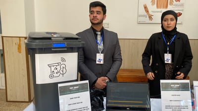 تەنەکە خۆڵێکی زیرەک خۆی پاشماوەکان لە یەکتر جیا دەکاتەوە