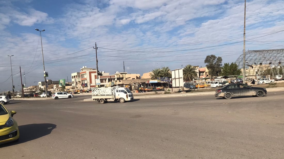 تقاطع “ولي الله” خارج السيطرة بلا ترفك لايت ولا شرطي مرور.. نداء من حي الجهاد