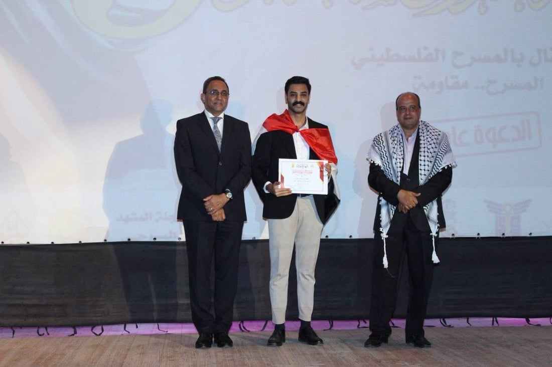 صور: فرقة بصرية تبهر الحكام والجمهور في مصر وتحصد 6 جوائز عن مسرحية “فوبيا”