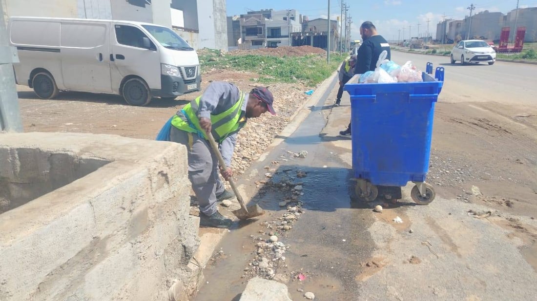 ژمارەیەک شەقامی هەولێر لە قوڕولیتە پاککرانەوە
