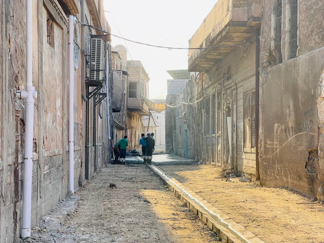 الموصل: لتسهيل أعياد الميلاد ورأس السنة.. تبليط أزقة كنيسة مار توما (صور)