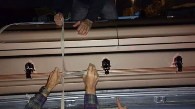 طلب اللجوء إلى أميركا وتوفي بعد عام.. الديوانية تستقبل جثمان أحد المغتربين