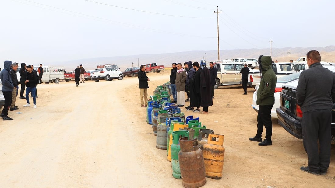 سنجار: طوابير الغاز ترهق العائلات منذ 20 يوماً (صور)