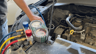 نزیکبوونەوە لە گەرماوە وەرشەکانی چاکردنی ئۆتۆمبێلى قەرەباڵغ کردووە