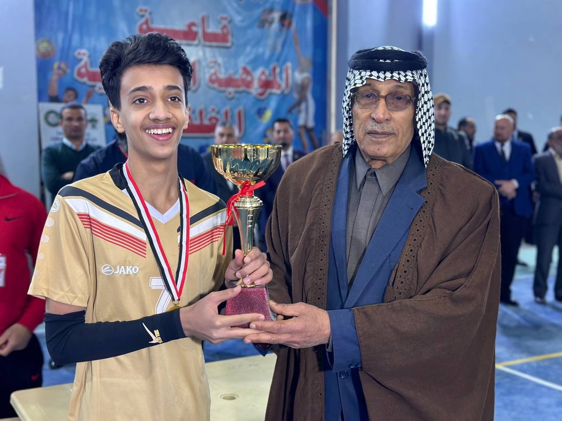 صور: موهبة الديوانية يتغلب على الدغارة ويتوج بكأس العراق للناشئين بكرة الطائرة