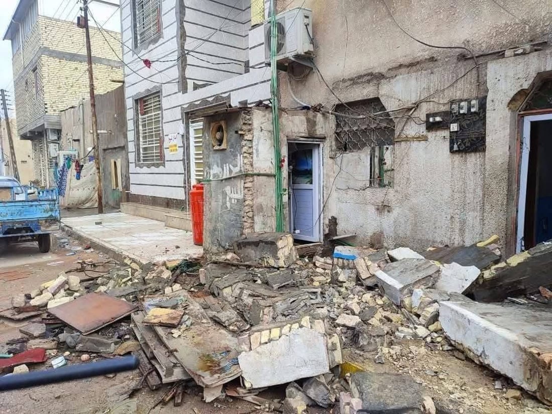 حمامات ومطابخ على أرصفة النجف…حملة كبرى لإزالة التجاوز في الجديدات (صور)