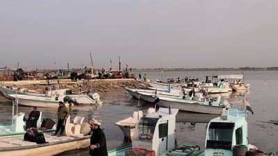 بحارة الفاو أجبروا على كاز إيران بضعف السعر: شكراً بغداد وسنبيع سفن الصيد!