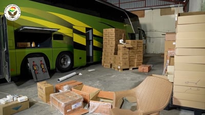 ئەو پاسەى گەشتیارییەى بۆ قاچاخچێتى دەرمان و جگەرە ئامادەکرابوو دەستى بەسەرداگیرا