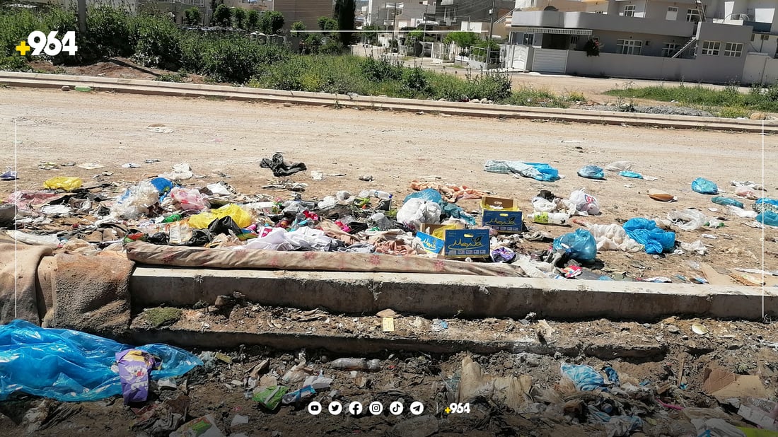 مانگاکانی رانیە لەسەر پاشماوە پزیشکییەکانی تەنیشت نەخۆشخانەی منداڵان دەلەوەڕێن