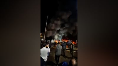 فيديو: حريق ضخم يلتهم مخزناً للأجهزة الإلكترونية وسط جومان في أربيل