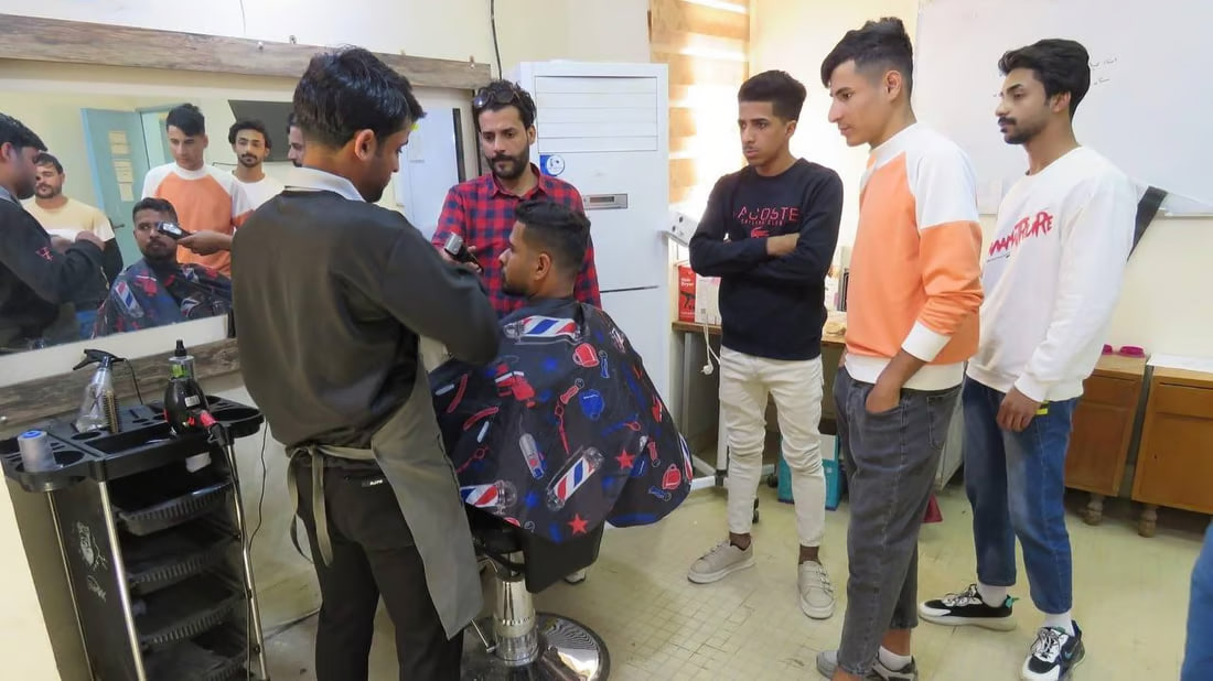 Basra vocational training institute launches barbering course