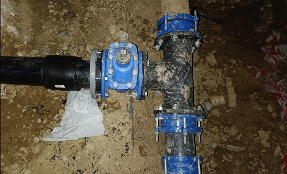 تۆڕی ئاوی گەڕەکێکی هەولێر گۆڕدرا 