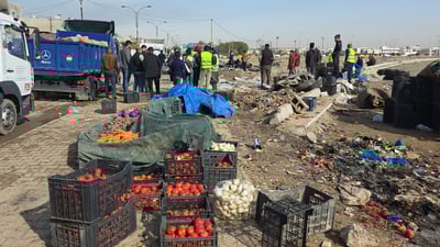 زێدەڕۆییەکانی سەر شەقامی کۆرنیشی کەرکوک لابران و کاسبکارانیش سزا دەدرێن