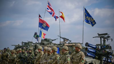 بعد إسقاط صاروخ إيراني.. الناتو يراقب الشرق الأوسط ولا يفكر بدخول الحرب حالياً