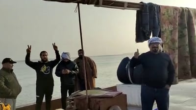 فيديو: رحلات “حداك” سياحية في مياه الخليج.. صيادون عراقيون يبحرون حتى سواحل السعودية