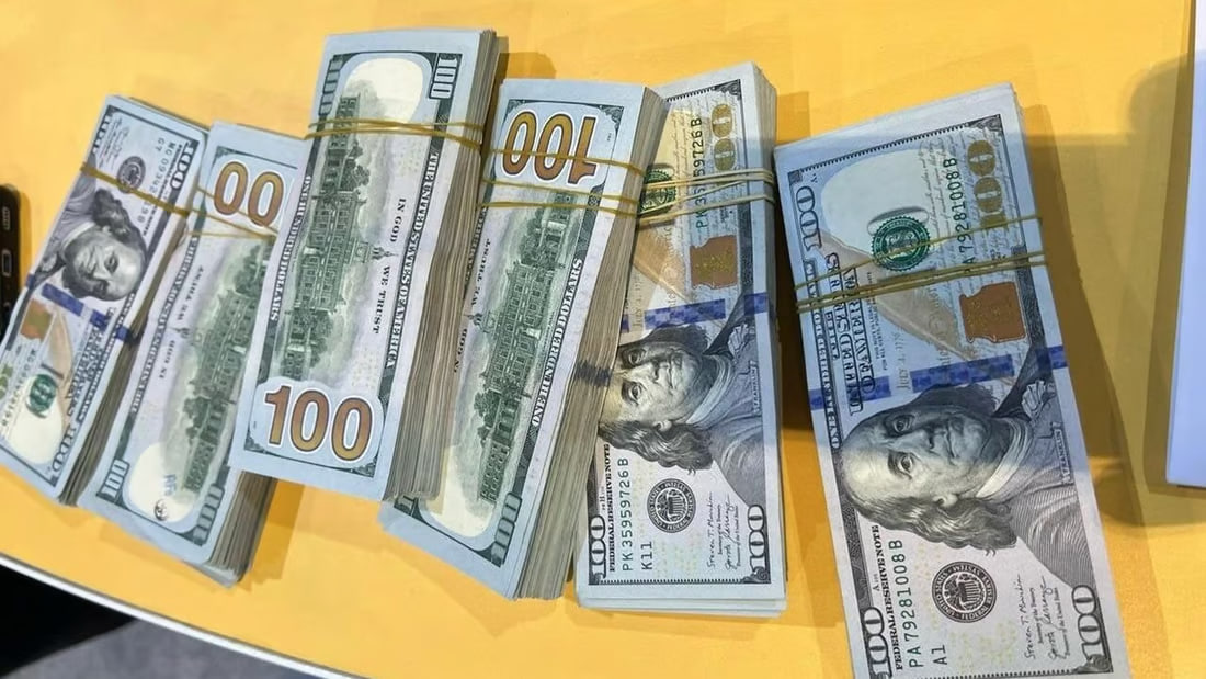Foreign national arrested at Najaf international airport with excessive cash