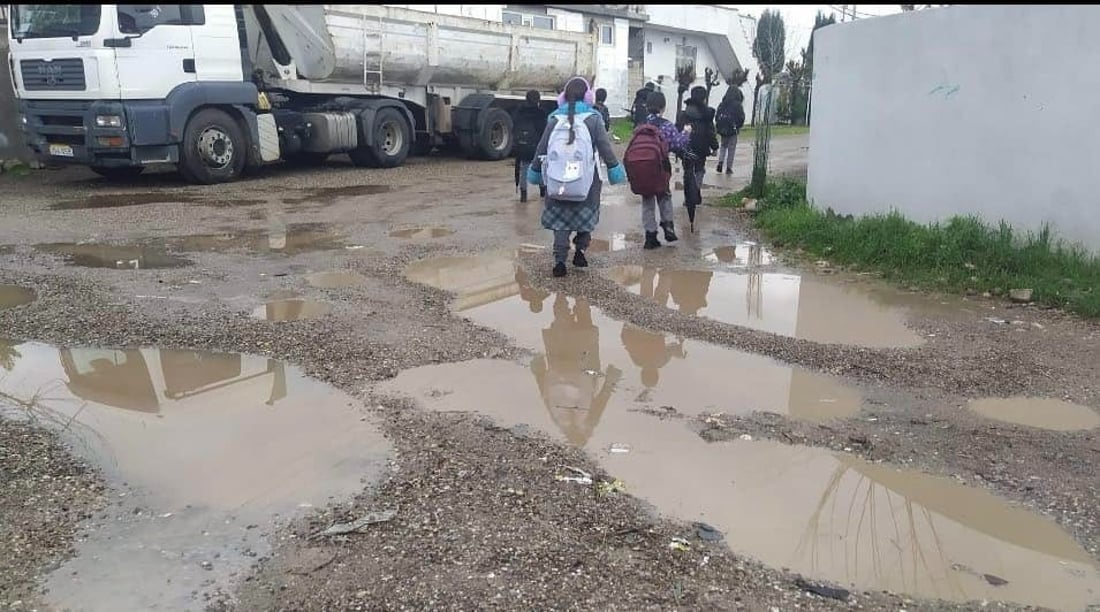 دانیشتووانى گه‌ڕه‌كێكی خوڕماڵ ئاسته‌نگی هاتوچۆیان هه‌یه‌