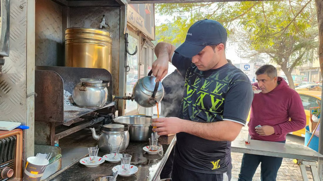 Baghdad tea stand’s special blend draws customers from across the city