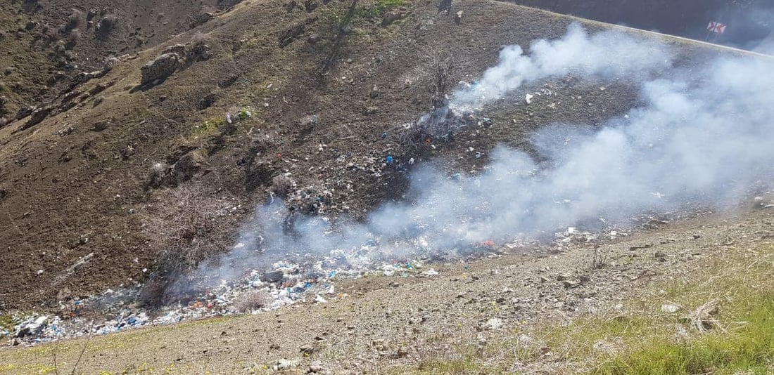 گوندەکانی ناوچەی گرگاشە پڕ بوون له‌ زبڵ و خاشاك
