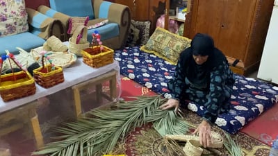 لا تتركوا الخوص المبارك.. لهجة هيت كأنها ناعور ونصيحة من خالة هدى