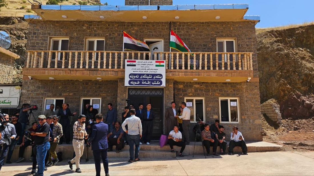 جندي فتح الباب.. صور من مراسم تدشين أول معبر حدودي في حلبجة