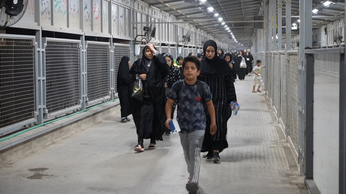 صور: منافذ البصرة تودع زوار الأربعين وحركة الشاحنات عادت لمنفذ الشلامجة