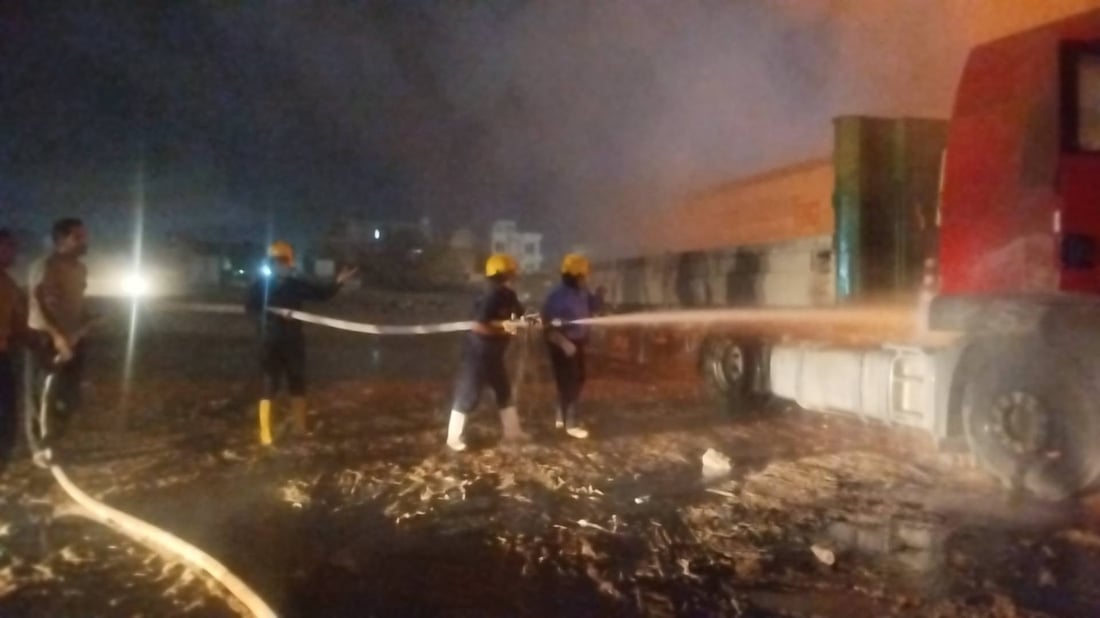 لە کەلار سێ بارهەڵگر ئاگریان گرت و سووتان