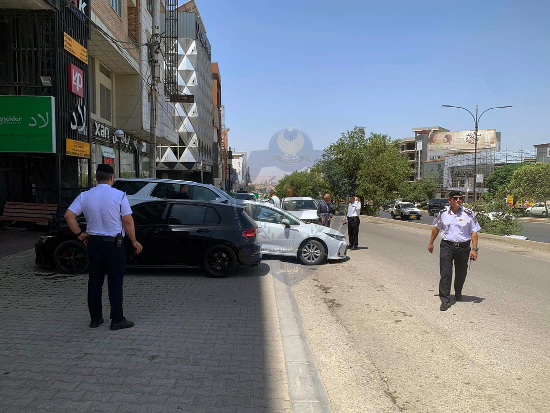 هاتوچۆی سلێمانی ئەو شۆفێرانەی سزادا کە ئۆتۆمبێلیان لەسەر شۆستە راگرتبوو