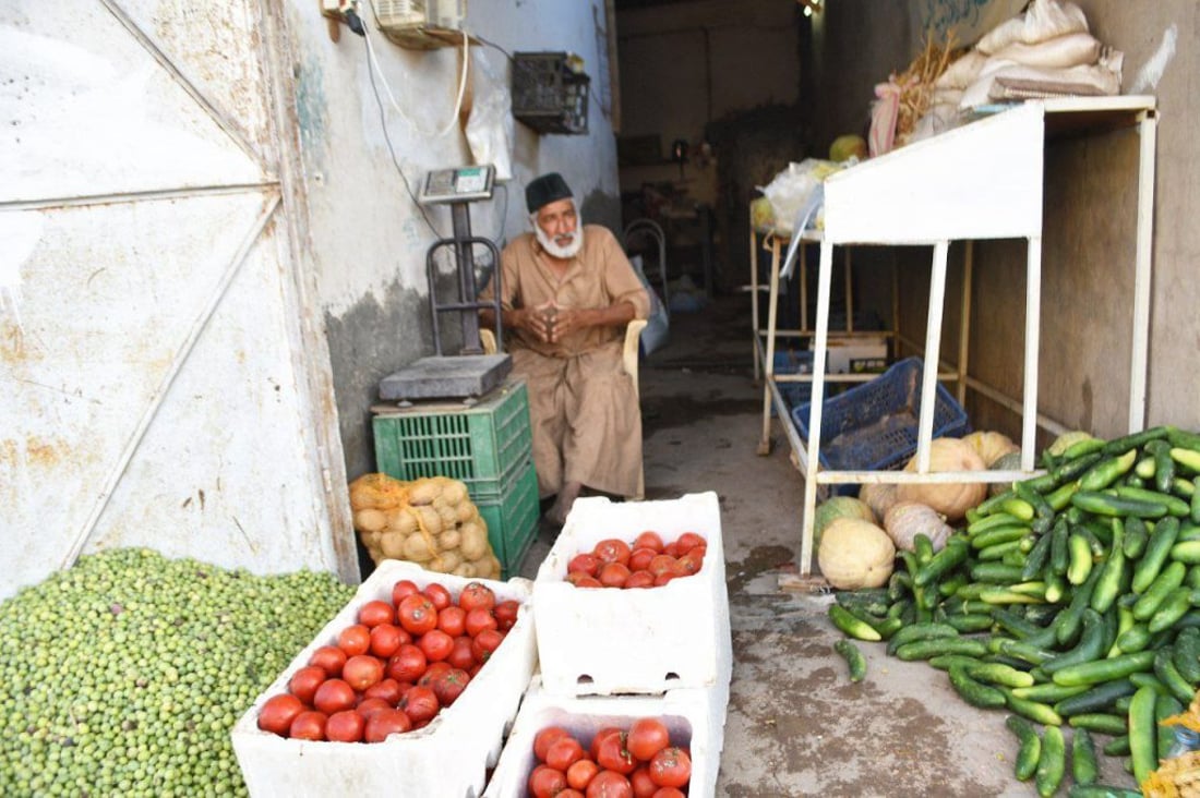 حديثة: المحاصيل المحلية تربح بسبب “أتاوات” المتنفذين على المستورد