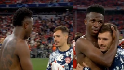 دوو یاریزانی بایرن چاویان لەسەر درێسەکەی جونیۆرە