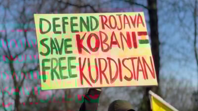 کوردانى سکۆتلەندا لەبەردەم باڵیۆزخانەى ئەمریکا گردبوونەوە